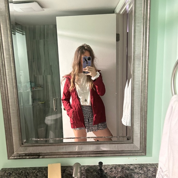 Dark deep red Lululemon rain jacket - Picture 4 of 10